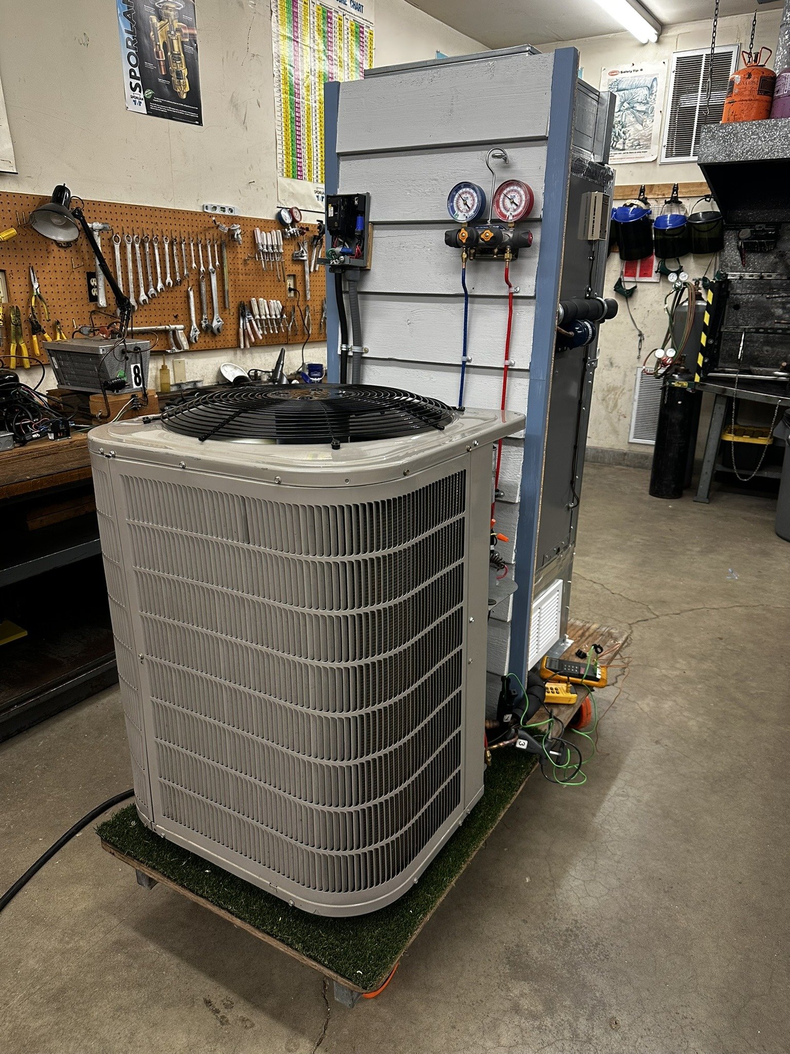 HVAC training equipment and trainers — IMG_0266